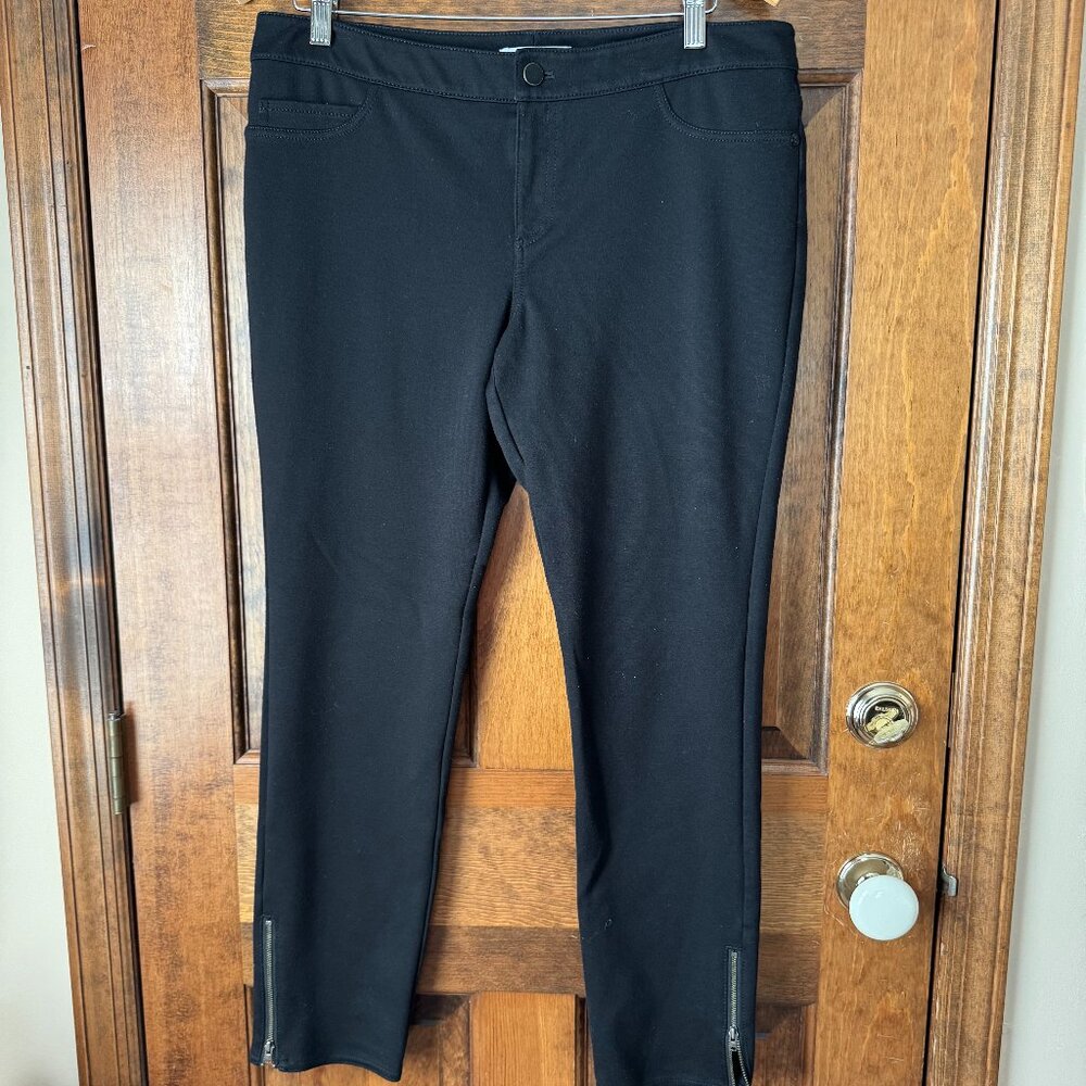 White House Black Market Black Skinny Pants w/Zipper Legs Large